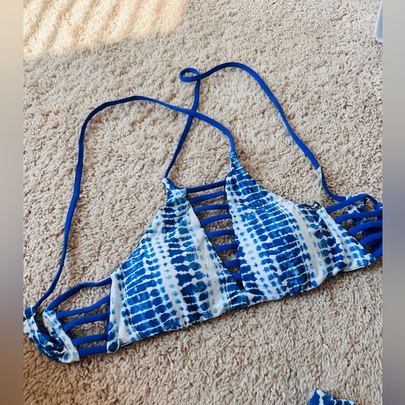 NWOT Reversible 2 pc Bikini Size S By Tinibikini - Picture 5 of 8